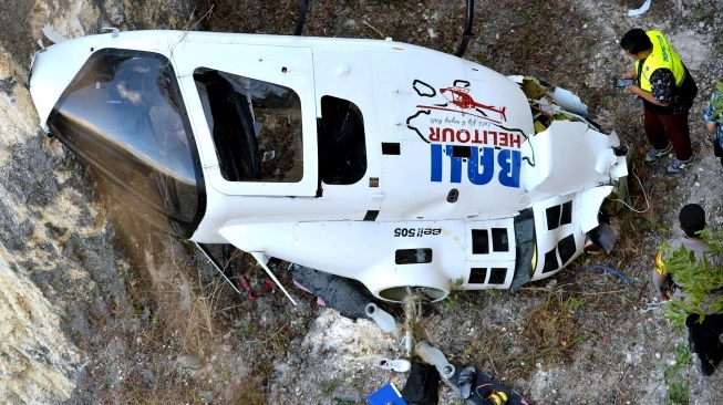 5 Penumpang Selamat Dalam Insiden Helikopter Jatuh di Bali