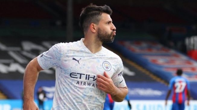 Manchester City Hajar Crystal Palace, Guardiola Sanjung Sergio Aguero