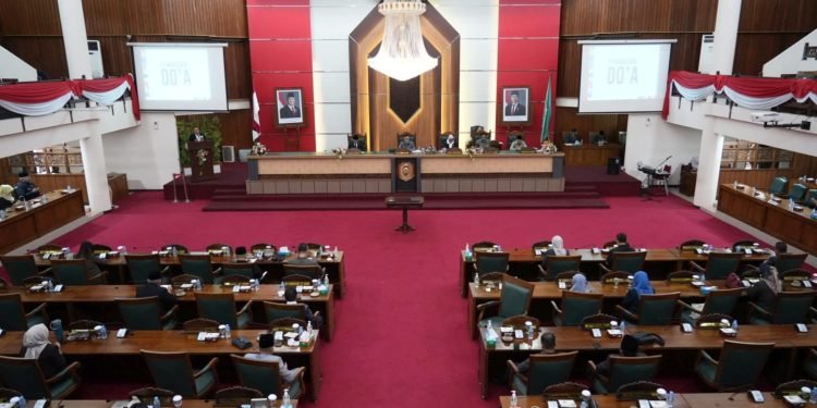 RPJMD 2025–2029 Disahkan, Kalbar Tetapkan Tujuh Tujuan Pembangunan Strategis