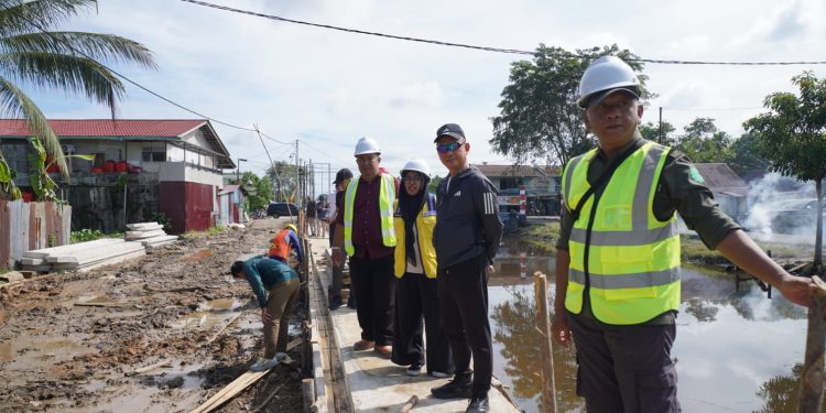 Pemkot Pontianak Bangun Turap 676 Meter di Sungai Jawi untuk Cegah Genangan