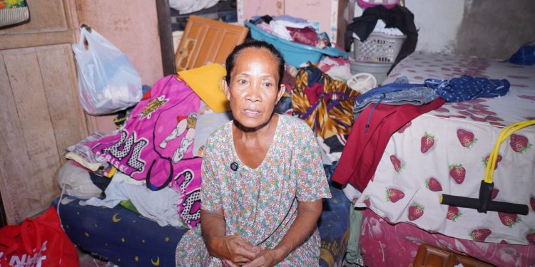 Pemkot Pontianak Bedah Rumah Tidak Layak Huni, Norma dan 5 Cucu Yatim Akhirnya Bernapas Lega