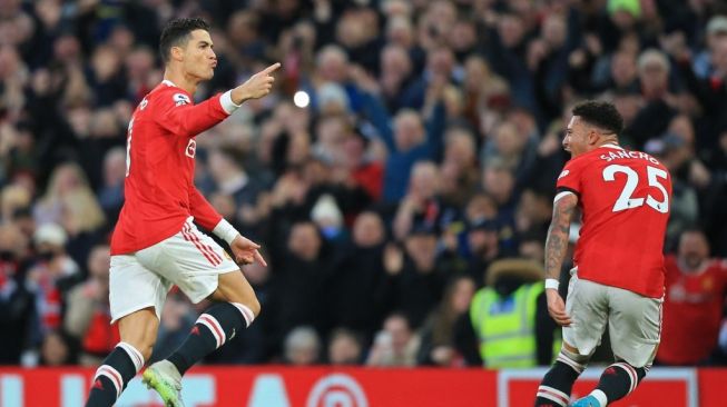 MU vs Tottenham Hotspur 3-2, Ronaldo Bikin Hattrick