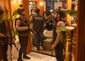 Dugaan Korupsi BUMN dan TPPU, Polisi Geledah 12 Kafe