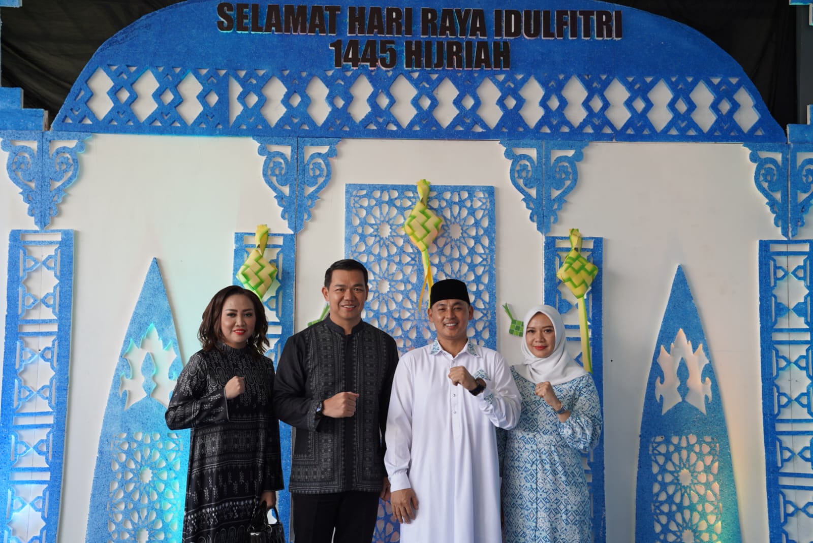 Bupati Kapuas Hulu Silahturahmi di Hari Pertama Idul Fitri 1445 H