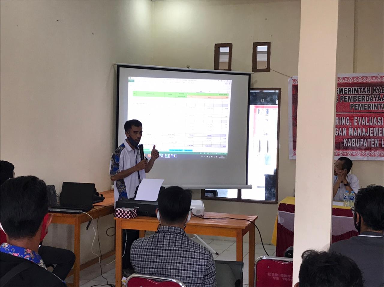 Apresiasi BUMDes Status Maju, Bupati Landak: Desa Lain Bisa Mencontoh Desa Dange Aji