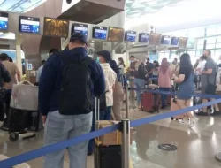 Penumpang di Bandara Soekarno Hatta Saat Arus Balik Cetak Rekor Terbanyak