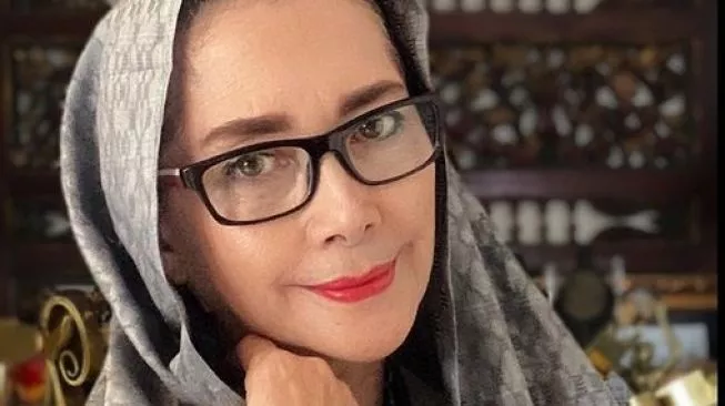 Potret Memukau Widyawati di Usia 72 Tahun, Masih Terlihat Cantik dan Awet Muda