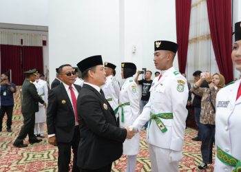 Gubernur Kalbar Kukuhkan 30 Anggota Paskibraka Provinsi Tahun 2025