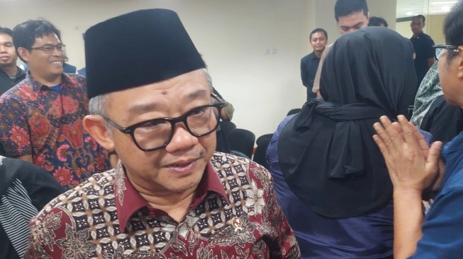 Pemerintah akan Transfer Langsung Tunjangan Guru Honorer Mulai Mei 2025
