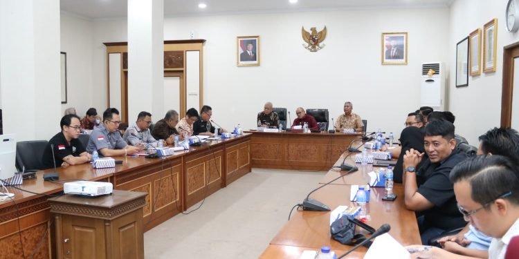 Pemprov Kalbar Bentuk Tim Pengawas BBM, Tegas Atasi Kelangkaan dan Harga di Atas HET