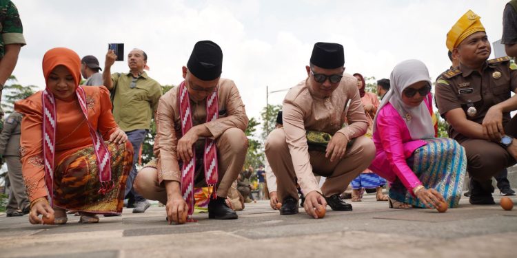 Pontianak Rayakan Pesona Tanpa Bayangan