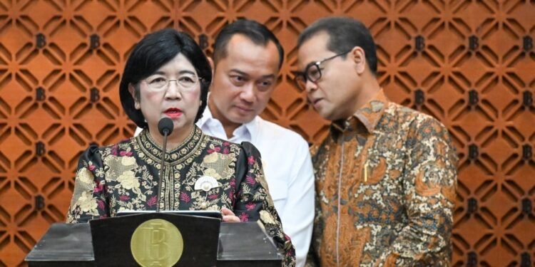 Cadangan Devisa RI Masih Aman Meski Turun Jadi 145 Miliar Dolar AS
