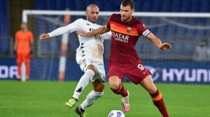 AS Roma Sikat Benevento 5-2