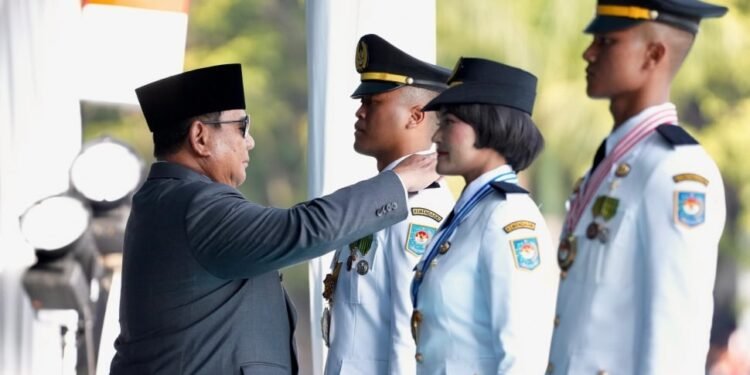 Lulusan IPDN Diminta Jadi Pelayan Masyarakat yang Berintegritas