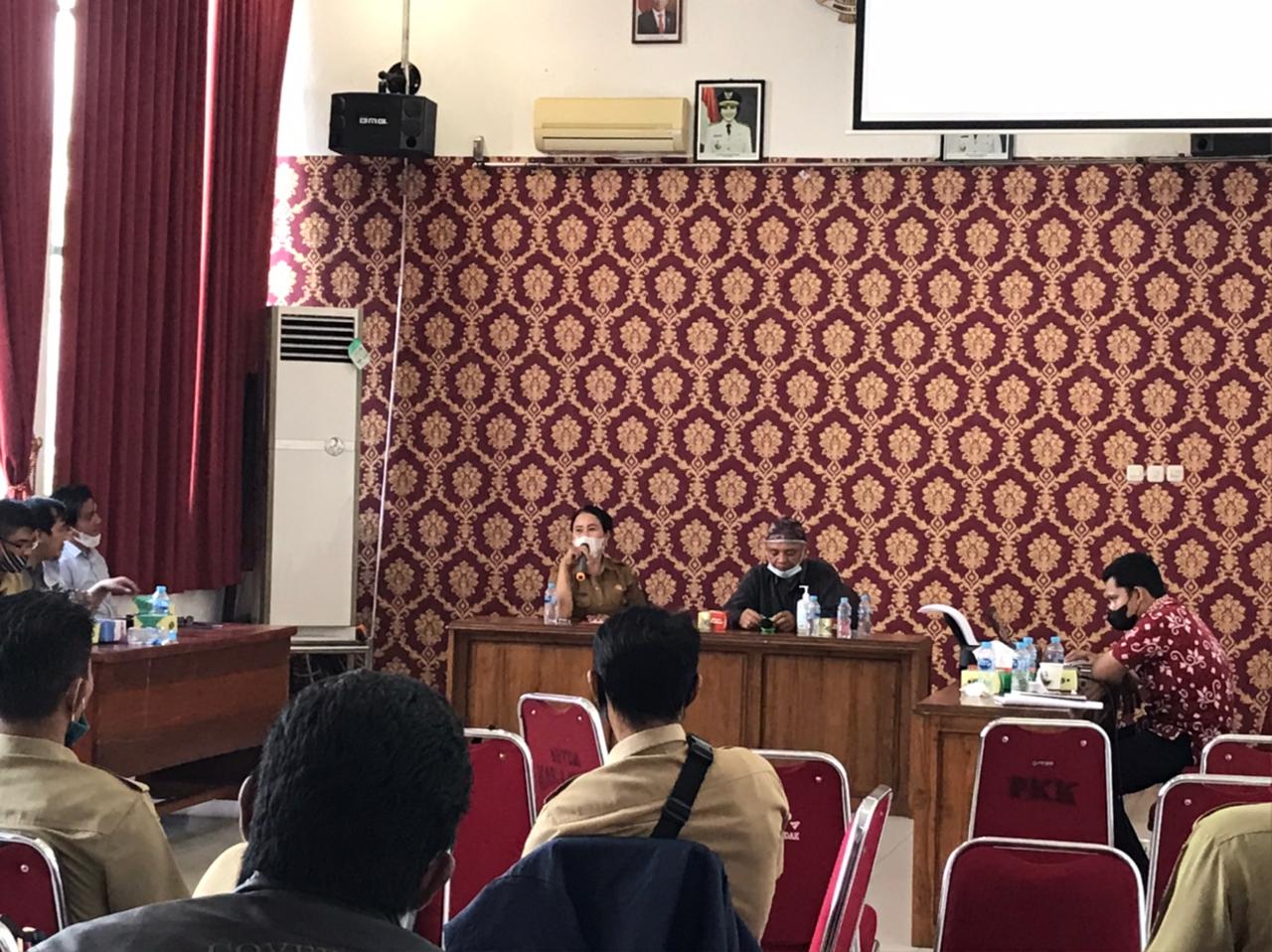 Asa Karolin Tahun Depan Landak Bebas dari Desa Sangat Tertinggal