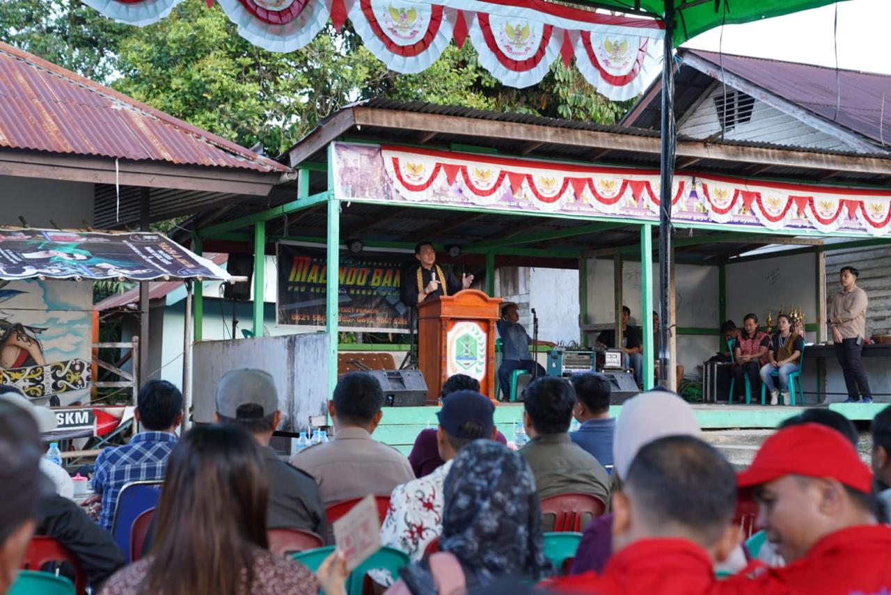 Kunker ke Kecamatan Empanang, Ini yang Dilakukan Bupati Fransiskus Diaan