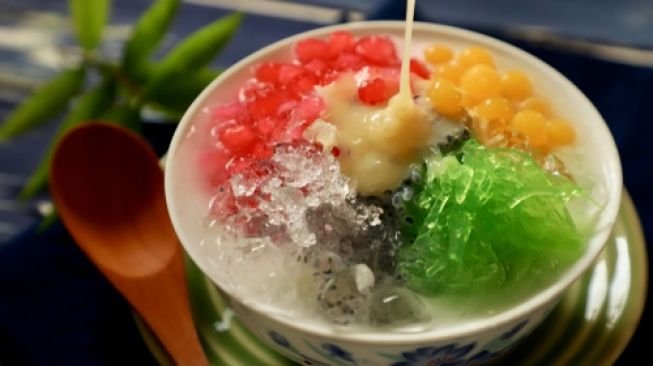 7 Resep Es Buka Puasa di Rumah, Es Selendang Mayang hingga Es Kelapa