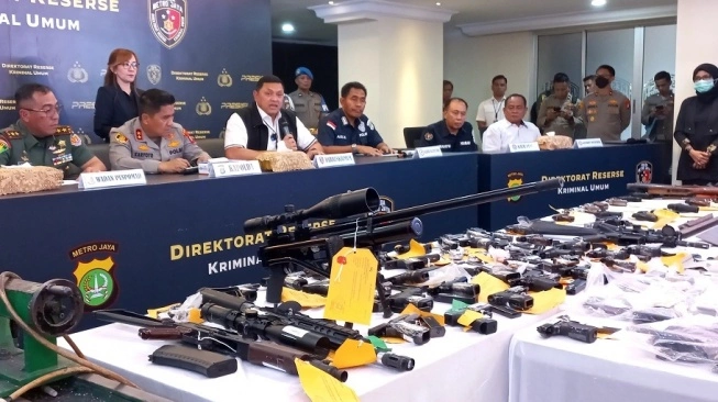 Perdagangan Senpi Ilegal, Tersangka Utama Ditangkap di Gunung