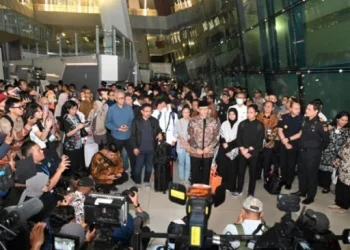Kemlu Evakuasi 22 WNI dari Iran, Gelombang Kedua Segera Menyusul