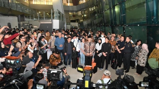 Kemlu Evakuasi 22 WNI dari Iran, Gelombang Kedua Segera Menyusul