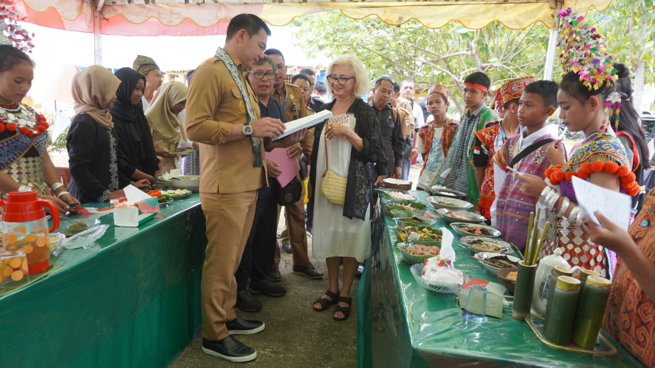 Kapuas Hulu Kenalkan Kuliner Khas Lewat Rangkaian Festival Danau Sentarum