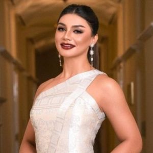 Juara Favorit, Jihane Almira Pakai Gaun Penuh Makna di Top 12 Miss Supranational 2021