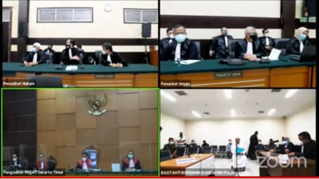 TOK! Permintaan Rizieq Dikabulkan Majelis Hakim, Sidang Digelar Offline