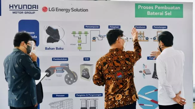 Moeldoko Sebut Baterai Kendaraan Listrik Jadi Peluang Investasi Baru di Indonesia