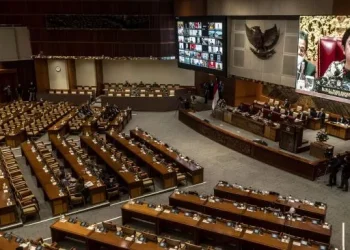 Polemik Gaji DPR vs UMP 2025, Publik Bandingkan Penghasilan
