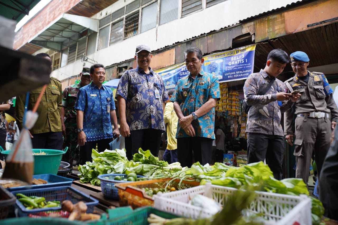 Tekan Inflasi, Pemkot Pontianak Pantau Harga Pangan di Pasar Tradisional dan Swalayan Modern