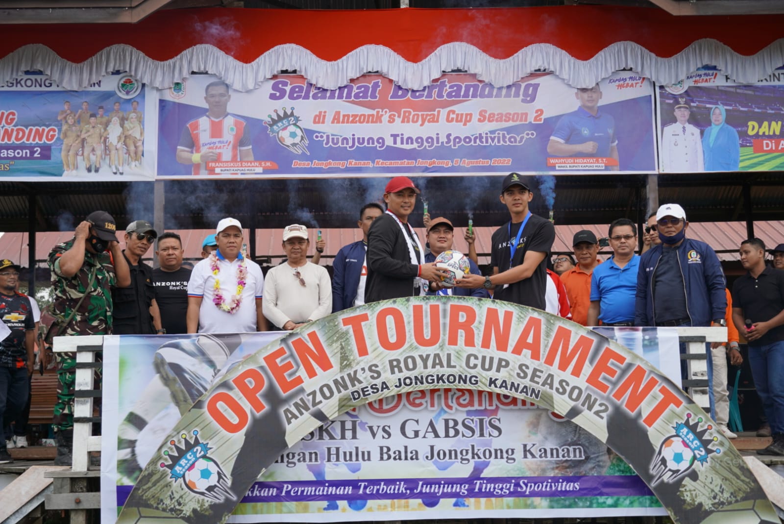 Kapuas Hulu Jaring Pesepakbola Berkualitas Lewat Turnamen Anzonk Royal Cup 2022