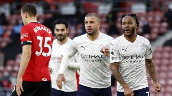Gol Raheem Sterling Antar Manchester City Peringkat Lima Pekan ke-15 Liga Inggris