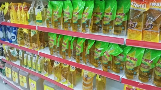 Kedapatan Jual Minyak Goreng di Atas Rp 14.000 per Liter, Pedagang Bakal Kena Sanksi