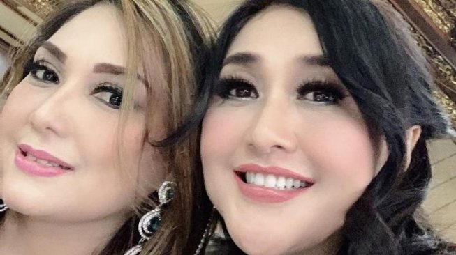 7 Seleb Hamil di Usia 40 Tahun ke Atas, Ibunda Celine Evangelista Mengandung Anak Kembar