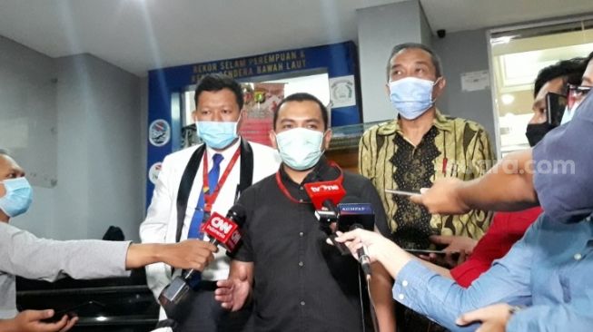 Ketum FPI dan Panglima LPI Masih Diperiksa Polisi