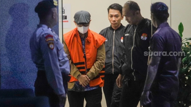 Hakim Gazalba Saleh Didakwa Pencucian Uang Rp 25 M, dari Beli Mobil Alphard, Tanah, Rumah Hingga Lunasi Cicilan
