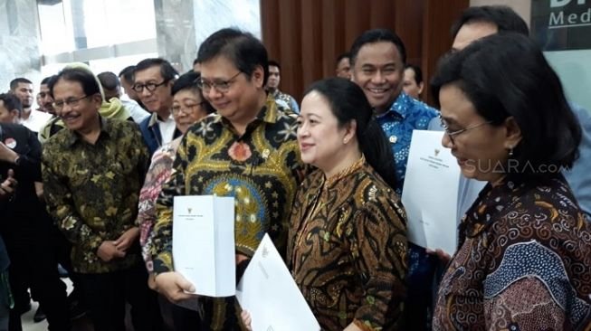 Waspada! Pakar Hukum UGM Ungkap Modus Pasal Susupan di UU Cipta Kerja