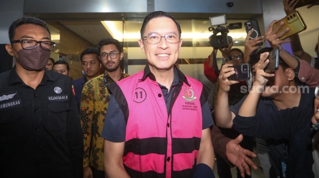 Tom Lembong Hadapi Sidang Perdana Hari Ini