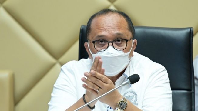 Viral Pasien Covid Dikeroyok dan Dipukuli, Komisi II DPR Salahkan Bupati Toba