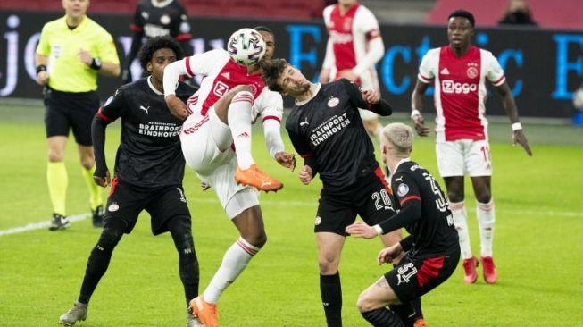 Big Match Ajax Vs PSV Berakhir Imbang 2-2
