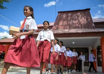 Gus Ipul: 50 Ribu Guru Siap Gantikan Pengunduran Diri di Sekolah Rakyat