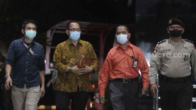 KPK Gelandang Hakim Itong Isnaeni dkk ke Kuningan