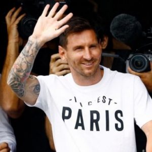 Lionel Messi Tiba di Paris, Fans PSG Menggila