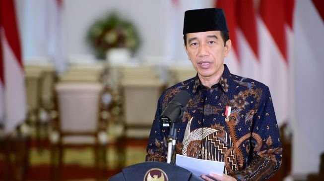 Pandemi Belum Reda, Jokowi Pastikan Bansos dan Insentif Terus Diberikan