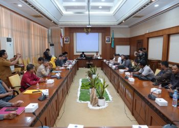 Kebun Sawit Disegel, Petani Melawi Cari Harapan Baru Lewat Audiensi dengan Gubernur