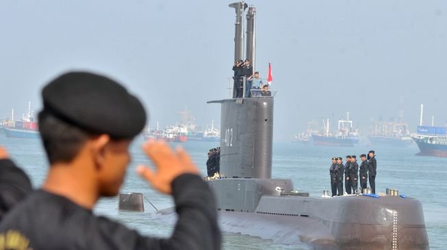 Detik-detik KRI Nanggala 402 Ditemukan Kontak Visual di Kedalaman 838 Meter