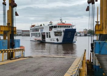 KMP Jembatan Kapuas Kembali Beroperasi Layani Penyeberangan Bardan–Siantan