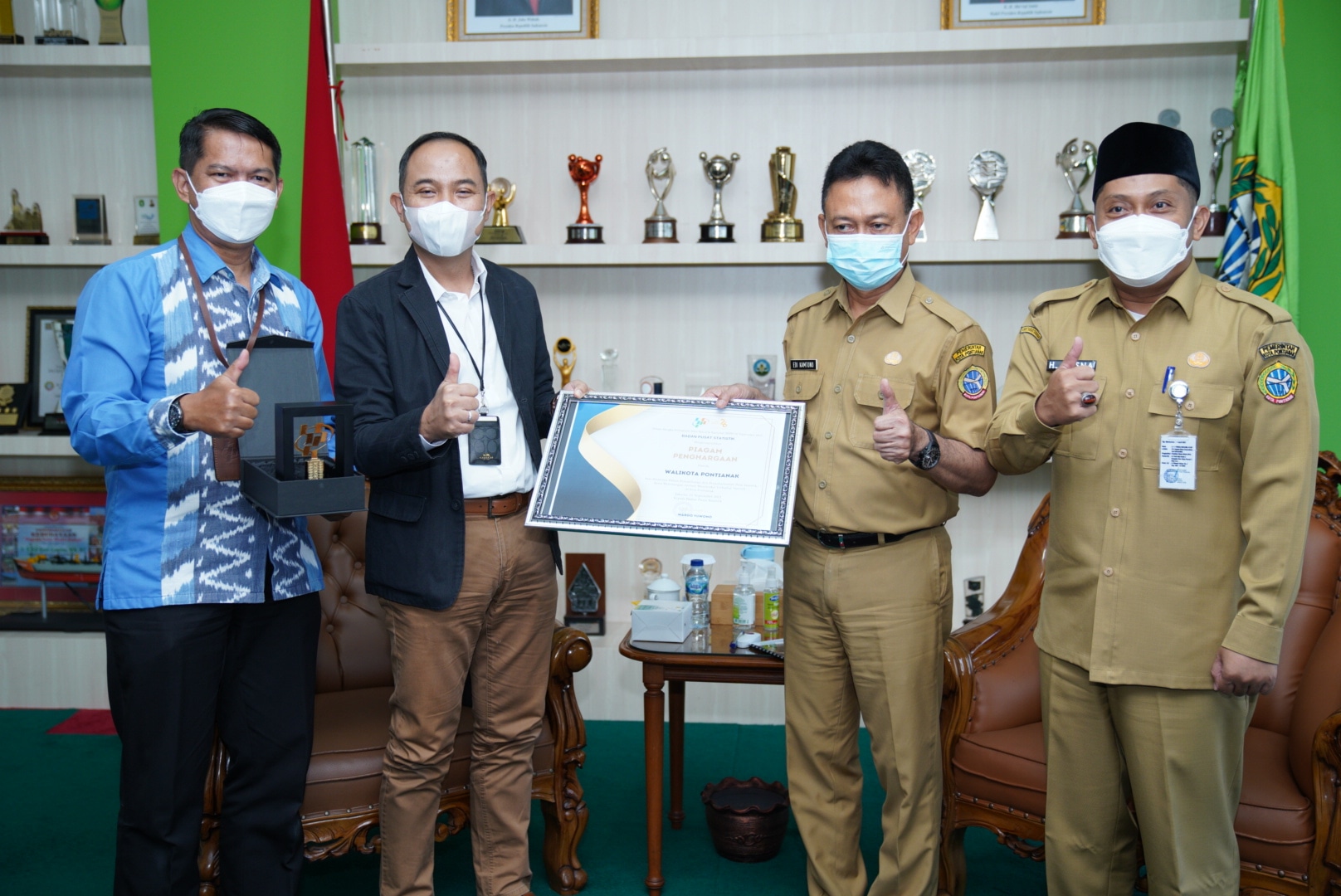 Literasi Masyarakat Peduli Data di Kota Pontianak Raih Penghargaan BPS