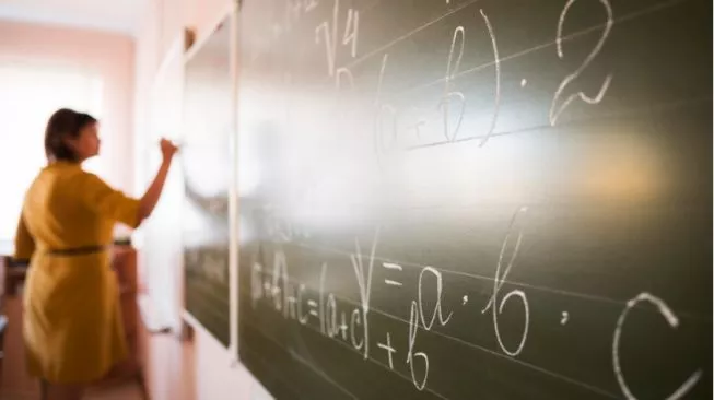 Pemerintah Diminta Beri Pelatihan Baru Kepada Guru Usai Jurusan SMA Dihapus