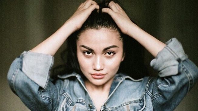 Idap Penyakit Mental, Ariel Tatum Sulit Punya Pacar